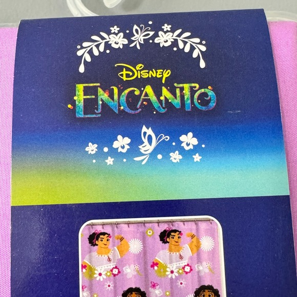 Disney Encanto Rotary Shower Curtain Kids‎ Bathroom Decor - 72 x 72 - Picture 5 of 8